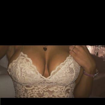 Profil de Eve-lise, 30 ans, Rencontre libertin à Vallon (Fribourg)